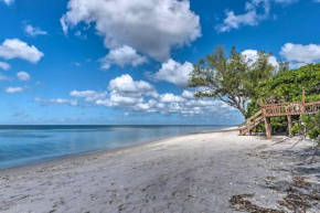 Miles of Beach - 4BR Private Beach Access Cottage